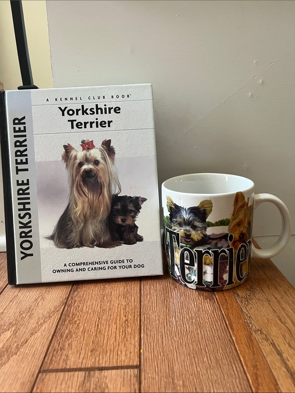 YORKSHIRE TERRIER BOOK & MUG
